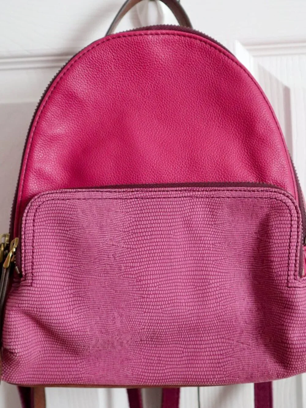 Fossil Felicity Leather Mini Backpack Purse Magenta Pink Snake Embossed